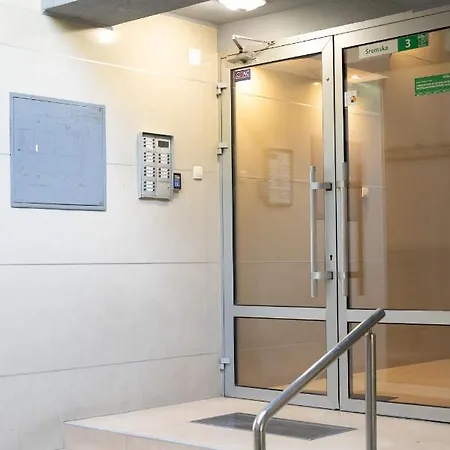 Portofino, With Free Private Garage דירה