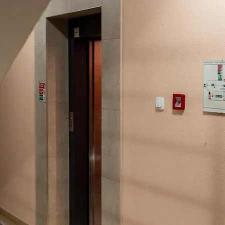 דירה Portofino, With Free Private Garage נובי סאד