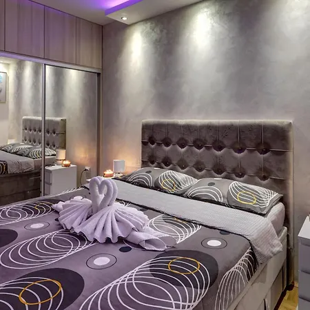 Lägenhet Portofino, With Free Private Garage Novi Sad