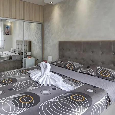 Portofino, With Free Private Garage * Novi Sad